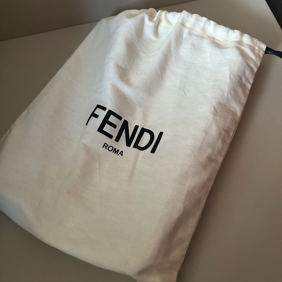 FENDI Leather Clutch Zip Pouch Black - Picture 13 of 13